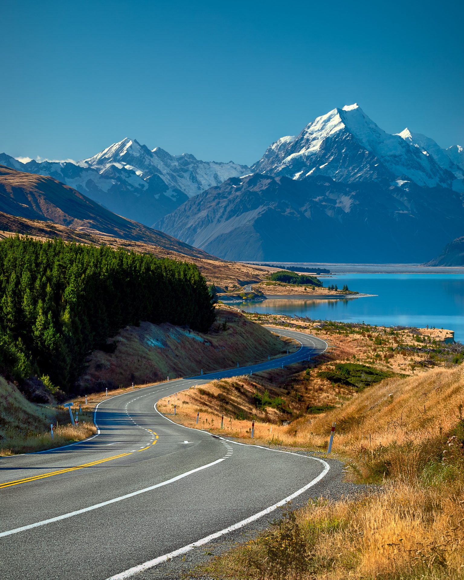 The road to Mount Cook